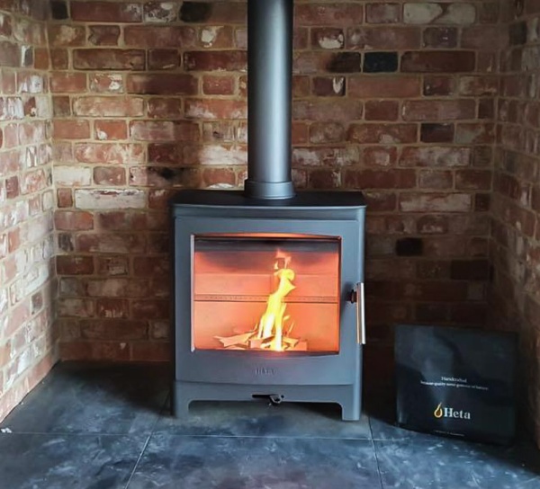 Heta Ambition 5 Wood Burning Stove - BLACK