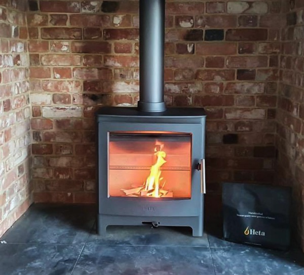 Heta Ambition 5 Wood Burning Stove - BLACK