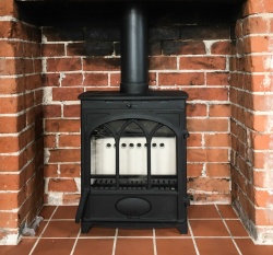 Charlton & Jenrick Fireline FT5W 5kw multi fuel stove with Tracery Arch Door  Eco 2022 / DEFRA