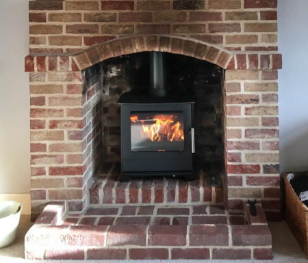 Heta Inspire 45 BLACK Multi Fuel Stove - 4.9kw (2.5 > 7kw output) Eco 2022 Ready