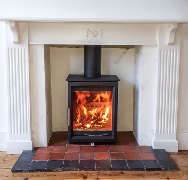 Charlton & Jenrick  - Woodtec 5, 5kw Wood Burning Stove